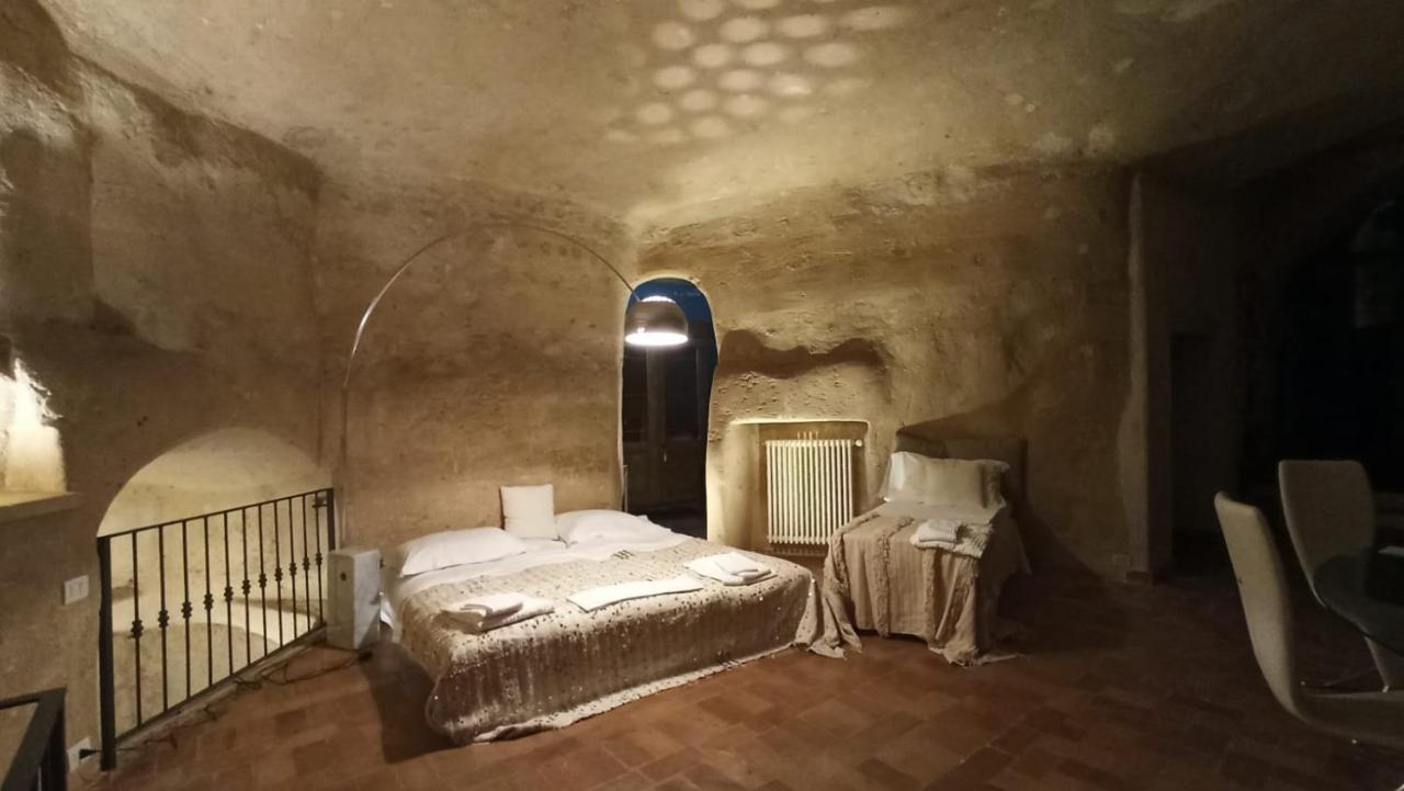 Casa Tudor Art Luxury Rooms Matera Exterior foto