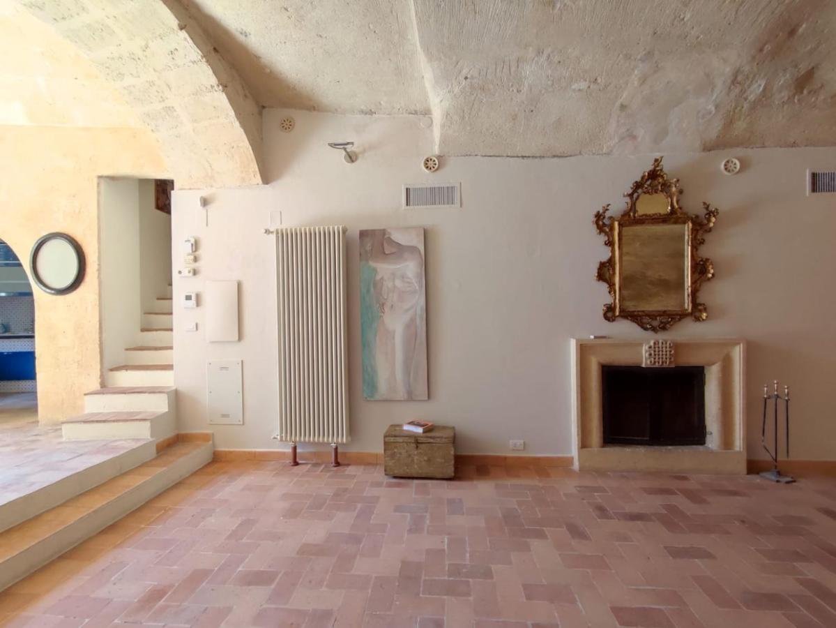 Casa Tudor Art Luxury Rooms Matera Exterior foto