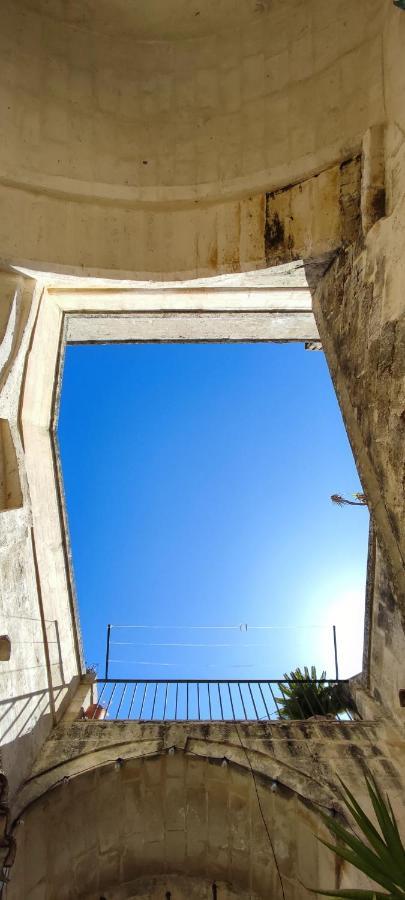 Casa Tudor Art Luxury Rooms Matera Quarto foto